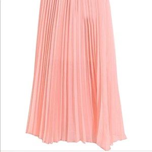 High Wasted Pleated Soft Pink Skirt